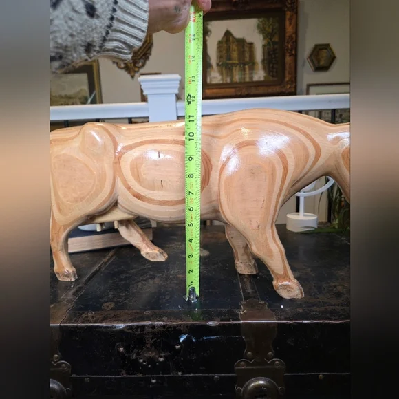 Large Vtg Carved Wooden Bull Figurine | Mid-Century Modern Wood Cow Statue - Picture 6 of 12